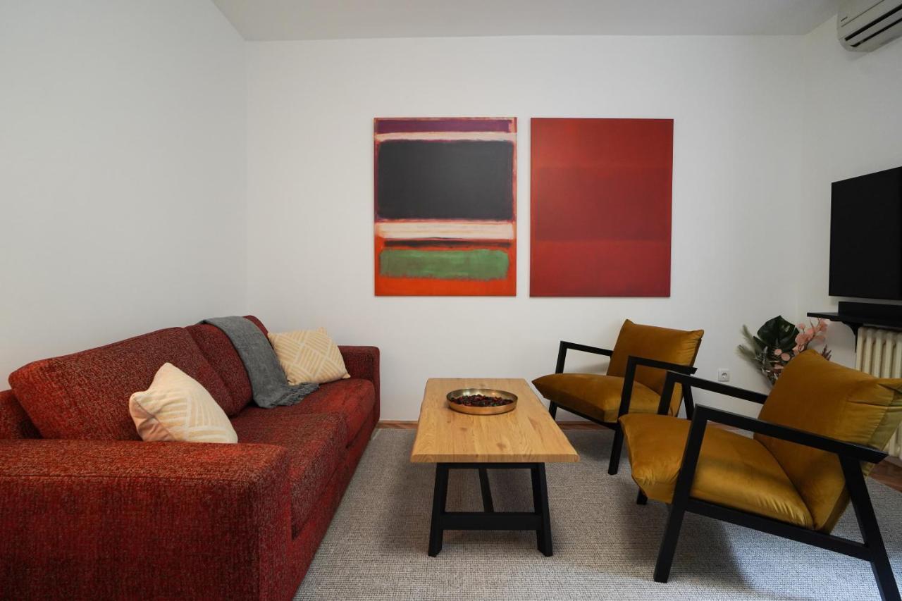 Quiet Luxury Family Fortress Center Apartment
